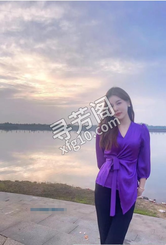 普陀笑笑 位置 普陀区 几岁 25岁-30岁 颜值＝ 6分 费用明细 600 项目 鸳鸯浴 漫游 胸推 口活 2