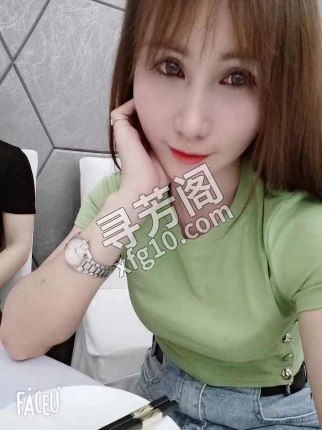 绿都万和中项 地方 年龄 30岁-40岁 颜值： 6分 400 项目 按摩、波推、指划、制服、丝袜、毒龙、KB 2