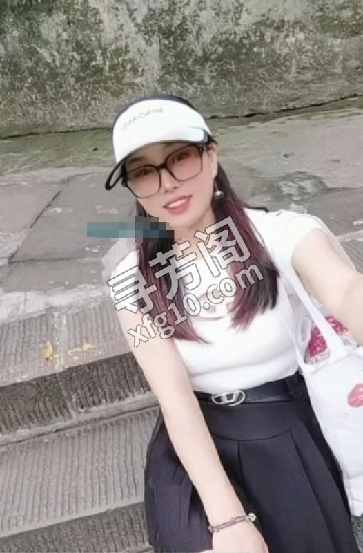 建邺区敏感老板娘 地方 年龄 30岁-40岁 颜值： 6分 600 项目 野战，口爆，69，指滑，胸推漫游 2