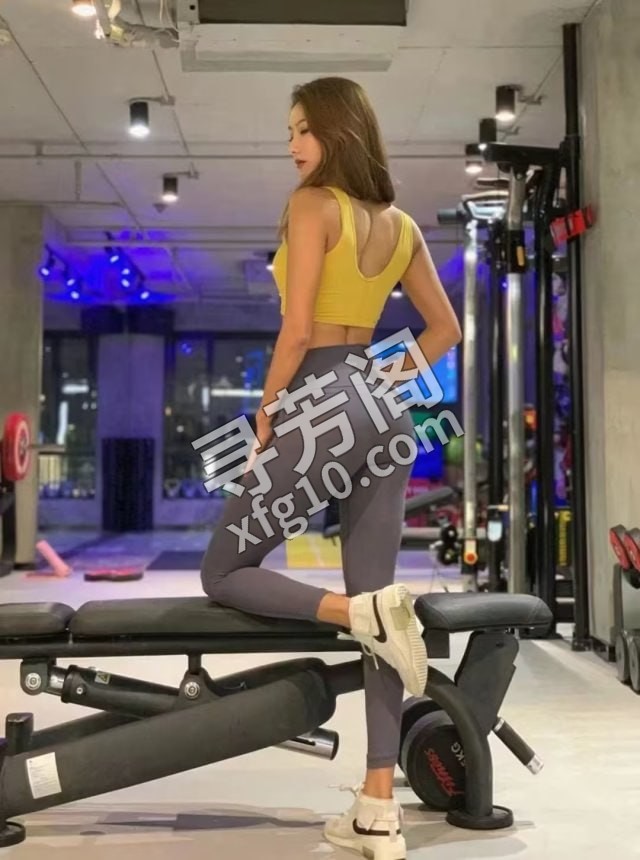 西区御梦子 地方 年龄 25岁-30岁 颜值： 6分 800 项目 鸳鸯浴，波推，漫游，无套吹箫，69，毒龙 4