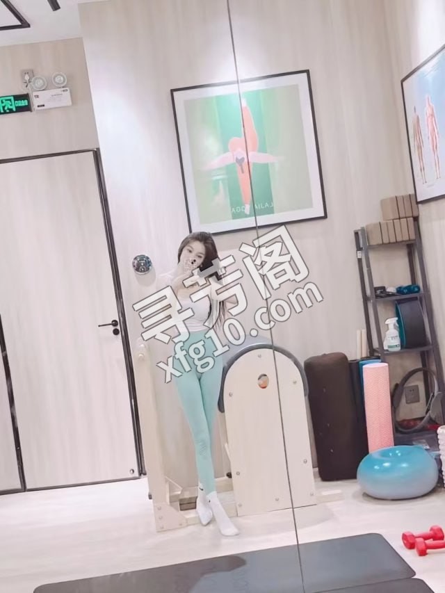 西区御梦子 地方 年龄 25岁-30岁 颜值： 6分 800 项目 鸳鸯浴，波推，漫游，无套吹箫，69，毒龙 5