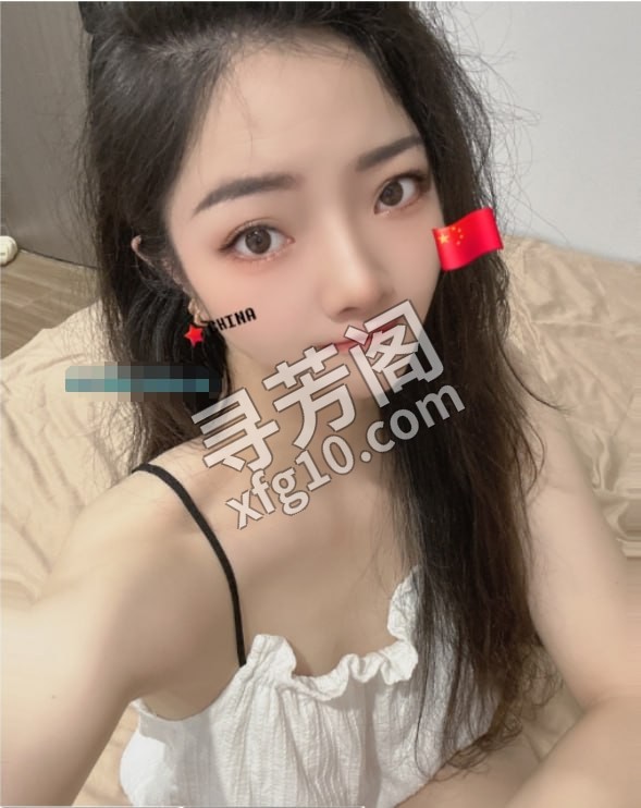 长腿性感伊梦 地方 辖区 年龄 25岁-30岁 颜值： 6分 800 项目 鸳鸯浴，深喉，口，制服，丝袜，胸推 2