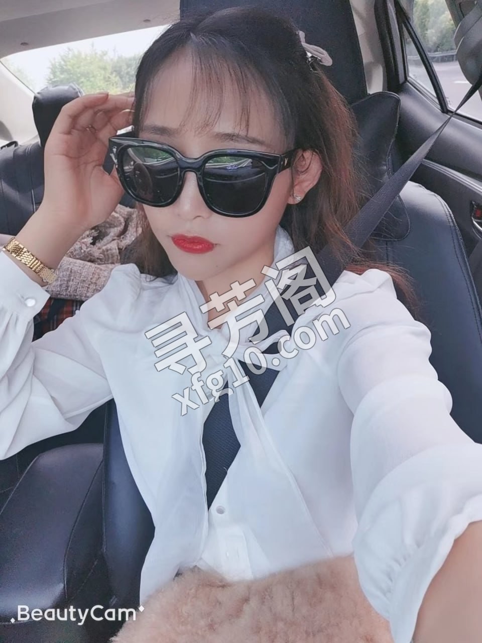 南京鼓楼恩恩 地方 年龄 25岁-30岁 颜值： 6分 800 项目 口活，丝袜，制服，高跟 2