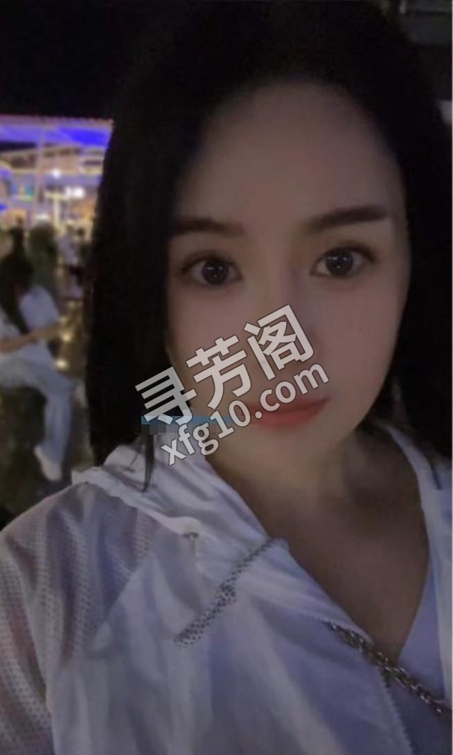 罗湖巨乳linda 地方 市辖区 年龄 25岁-30岁 颜值： 6分 800 项目 环保5 开大啪啪8 2