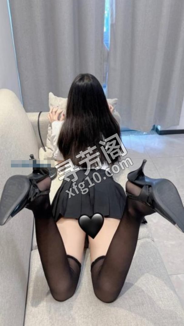 南山骚女雯雯 地方 市辖区 年龄 25岁-30岁 颜值： 6分 600 项目 鸳鸯浴 波推 蚂蚁上树 黑丝 3