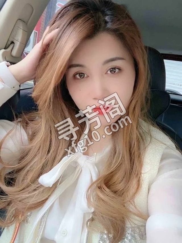 四一六二少妇 地方 年龄 30岁-40岁 颜值： 6分 400 项目 陪浴 胸推 臀推 制服诱惑 口 aa 6