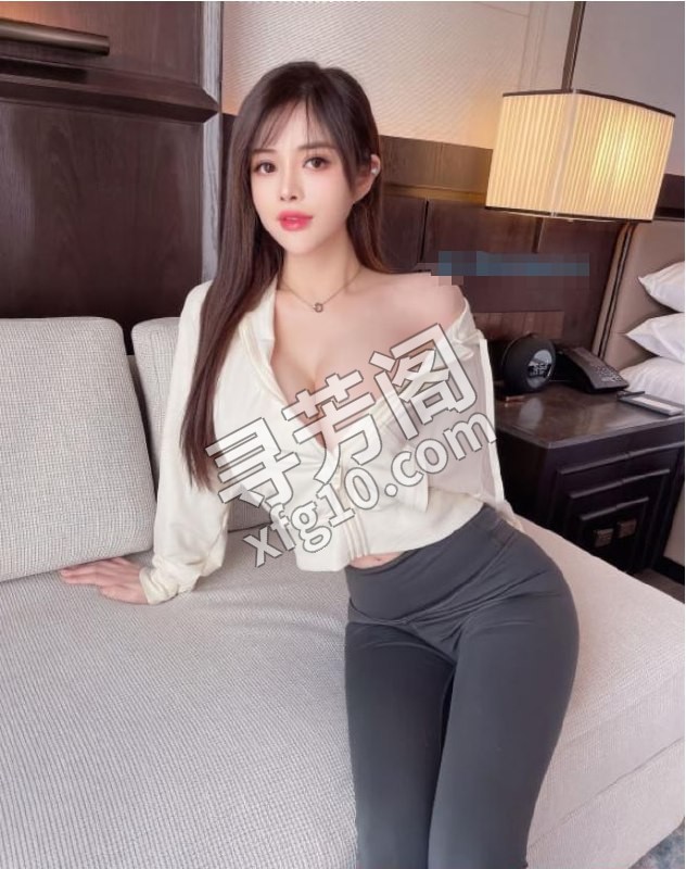 无锡大奶f莉莉 地方 年龄 18岁-20岁 颜值： 8分 600 项目 陪浴，xt，tuntui，69 2