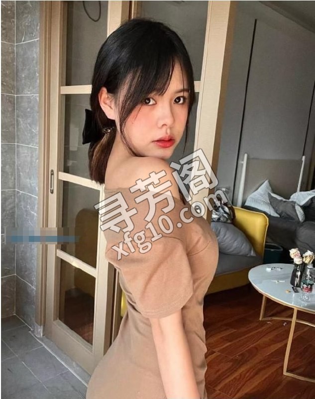 广州嫩妹 地方 年龄 25岁-30岁 颜值： 6分 700 项目 鸳鸯浴，69，舌吻 2