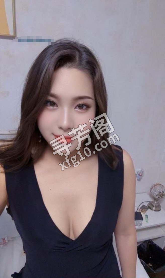 江北大屁股云朵 地方 江北区 年龄 25岁-30岁 颜值： 6分 300 项目 舌吻毒龙口爆波推漫游69 2