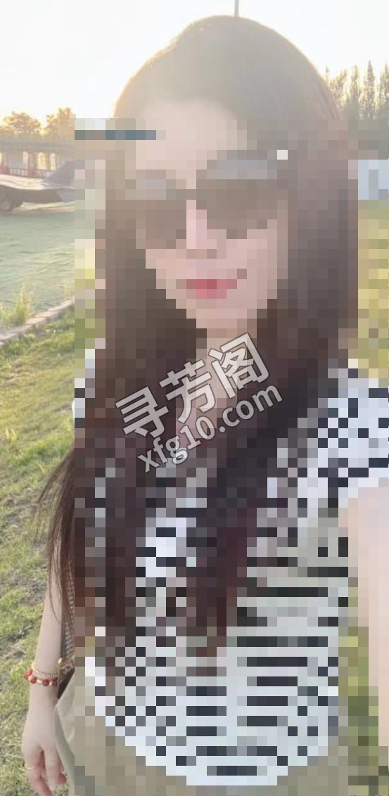 妮可老师莞式项目 地方 东城区 年龄 30岁-40岁 颜值： 7分 500 项目 丝足项目 推油按摩 唇滑胸滑 3