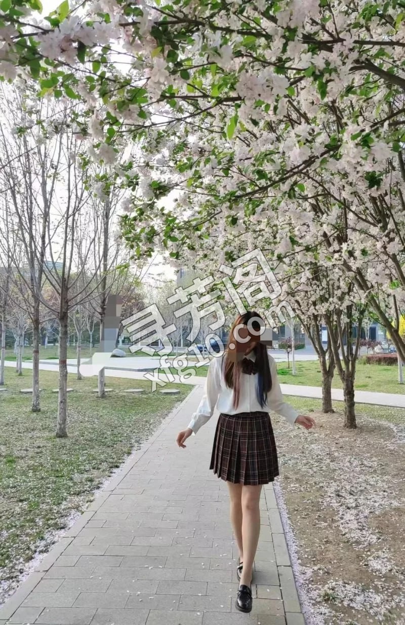 石家庄女大学生 信息分类：楼凤兼职 地方：河北省- 信息来源：好友分享 年龄：20 颜值：身材：苗条 2