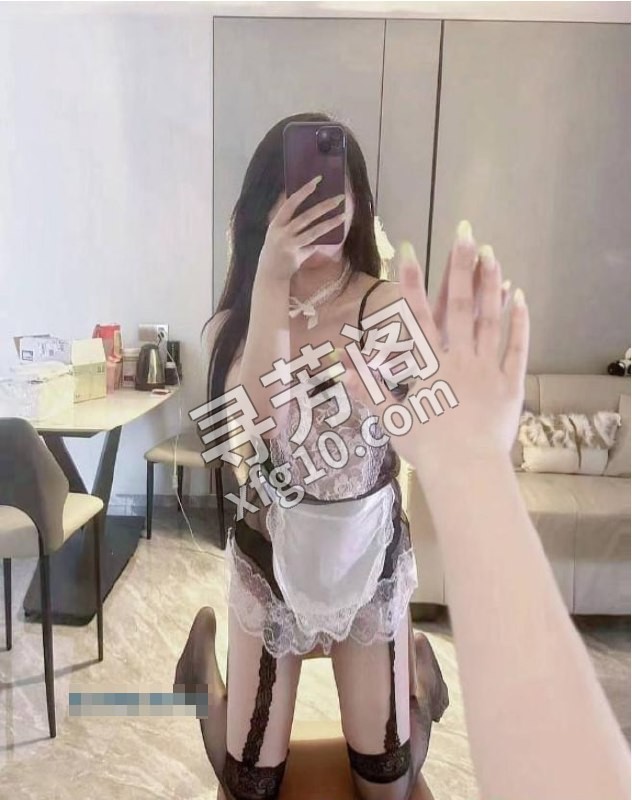 白嫩水润闷骚型幺妹 地方 闵行区 年龄 25岁-30岁 颜值： 6分 800 项目 全套一条龙项目，洗浴，漫游 4