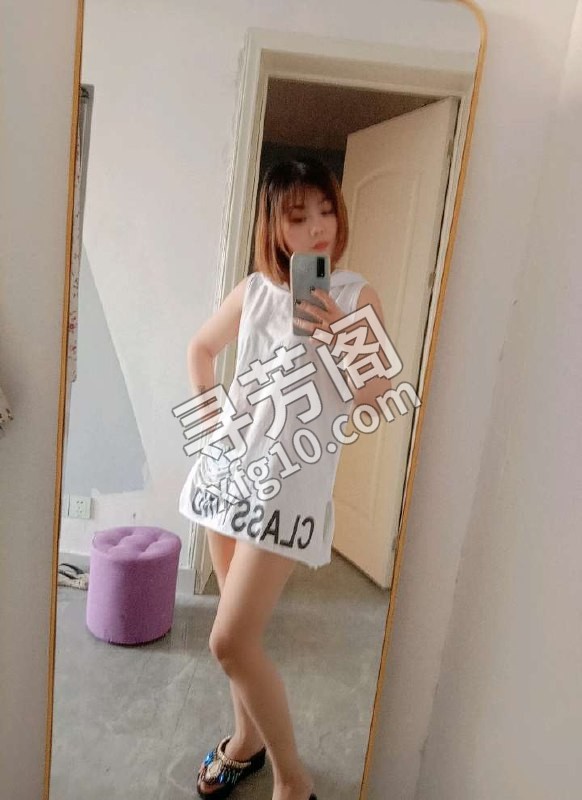 蜀山小少妇嘟嘟 地方 年龄 30岁-40岁 颜值： 6分 400 项目 陪浴，三点吹，调情，胸推，戴套做 2