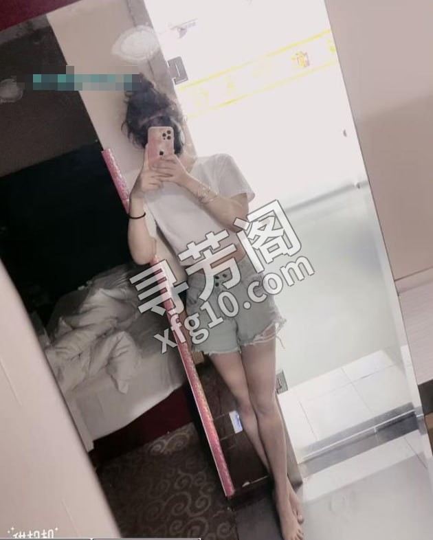 女友系身材控小丽 地方 年龄 25岁-30岁 颜值： 6分 400 项目 全套项目 3