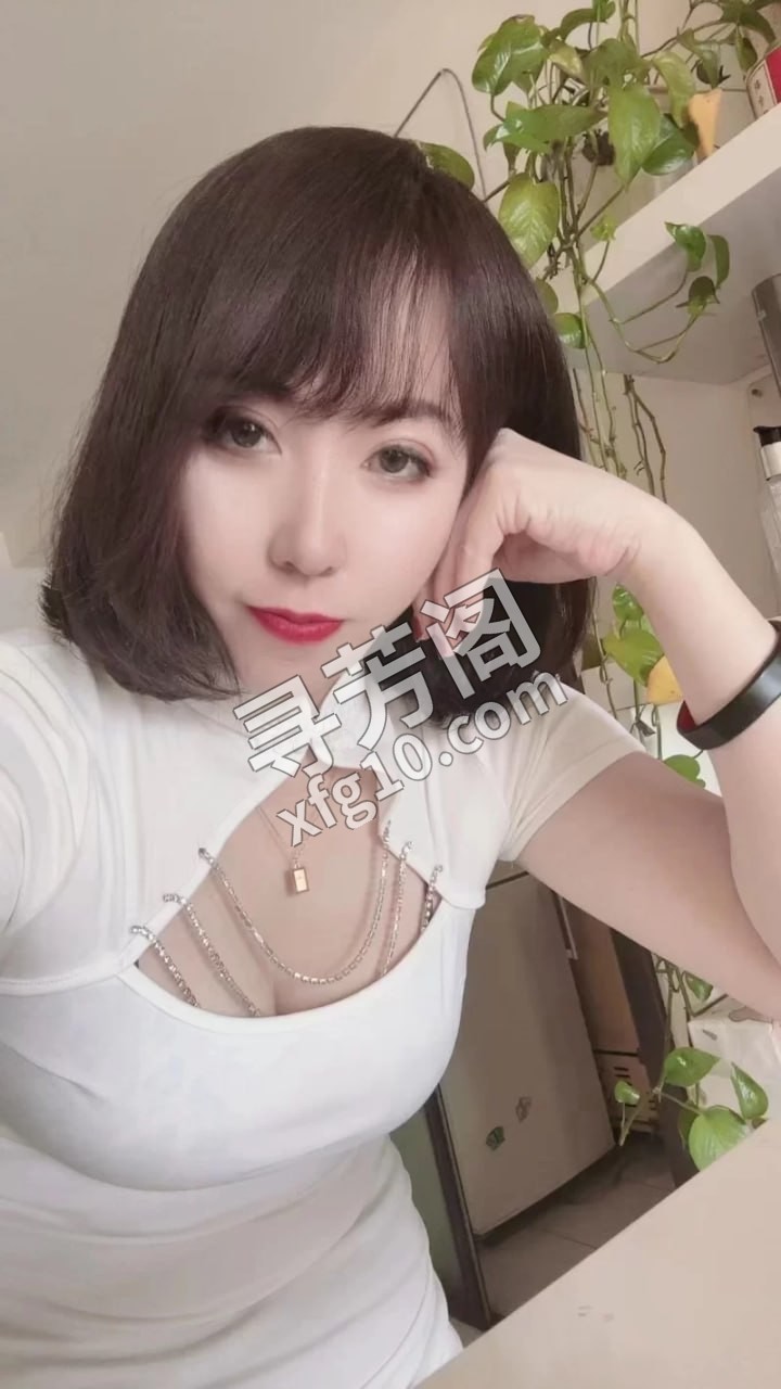 北京御姐依依 信息分类：楼凤兼职 地方： -朝阳 信息来源：朋友推荐 年龄：30 颜值：身材：8 2