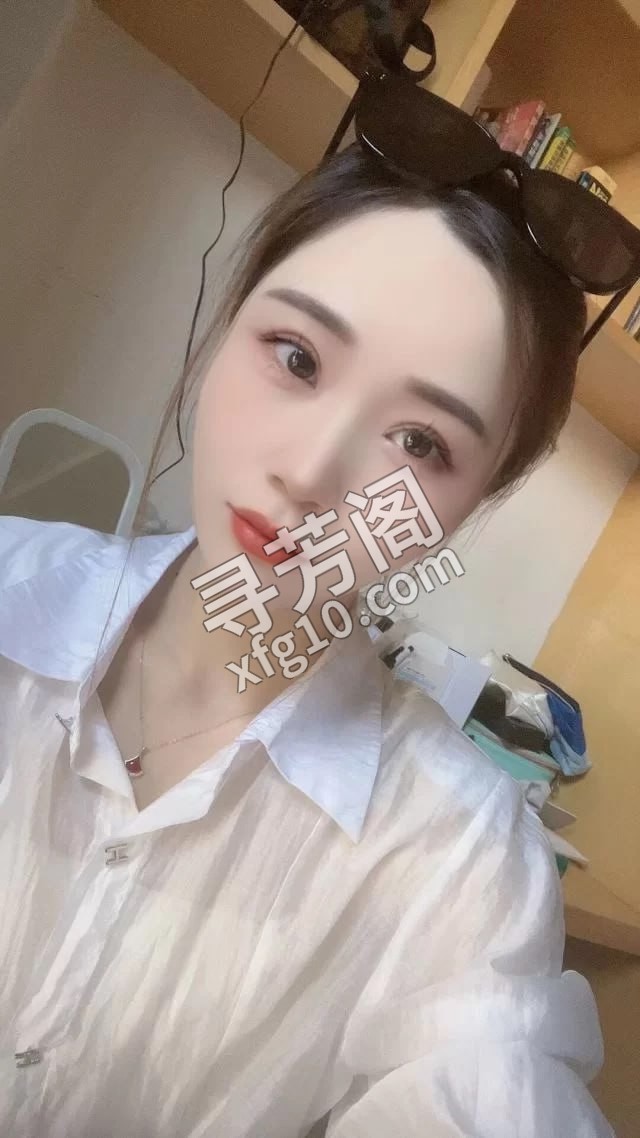 梅子可爱开朗性感 信息分类：楼凤兼职 地方：甘肃省- 信息来源： 年龄：25-30 颜值：身材：可爱性感小蛮腰 2