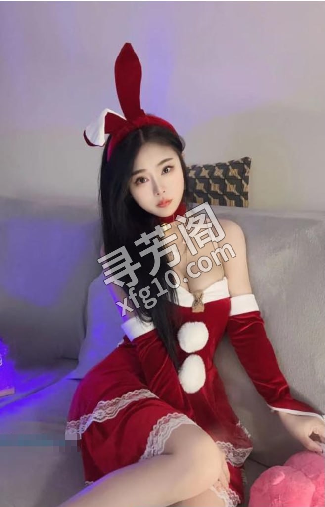 杭州小嫩妹 地方 年龄 25岁-30岁 颜值： 7分 1200 项目 鸳鸯浴 胸推 指滑 漫游69 口交 2