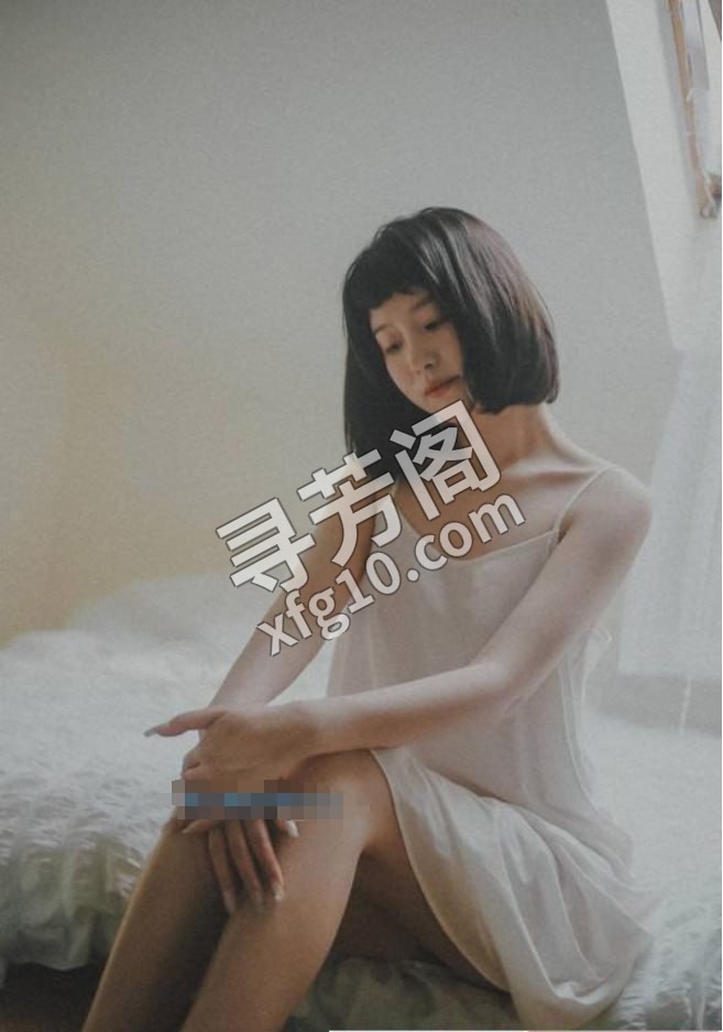 杭州留学生御姐 地方 年龄 25岁-30岁 颜值： 7分 1000 项目 丝袜，挑逗，高跟，亲胸，吹箫，制服 4