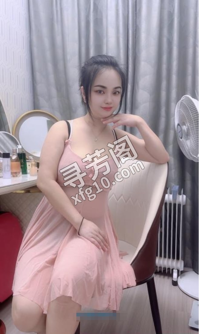 上城新塘地铁小少妇 地方 年龄 25岁-30岁 颜值： 6分 500 项目 制度，胸推，指滑，漫游，毒龙，深喉 4