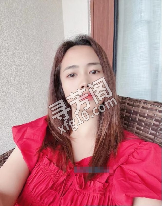 马驹桥大奶小姐姐 地方 通州区 年龄 25岁-30岁 颜值： 6分 400 项目 指滑， 胸滑， 鼻息， 69 2