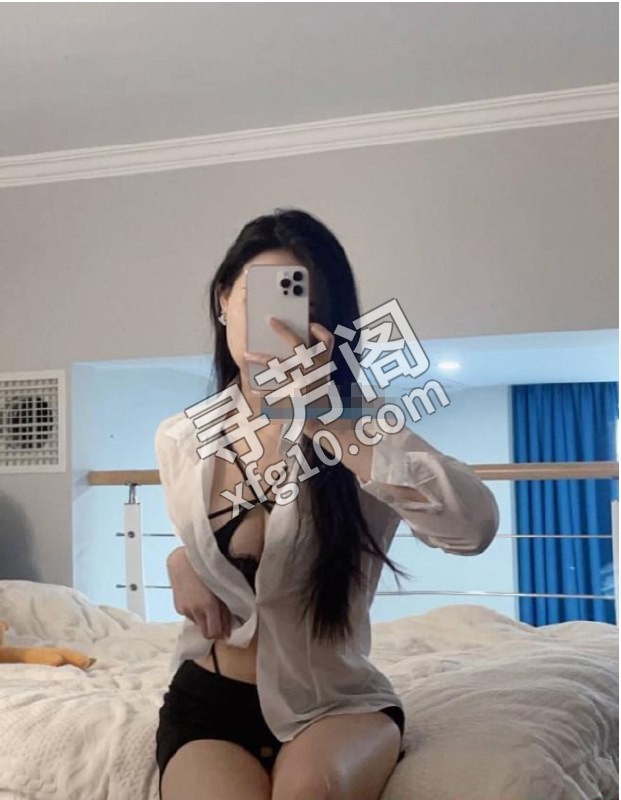 性感辣妹如梦妹子 地方 年龄 25岁-30岁 颜值： 7分 800 项目 洗吹做，胸推，AB面漫游 3