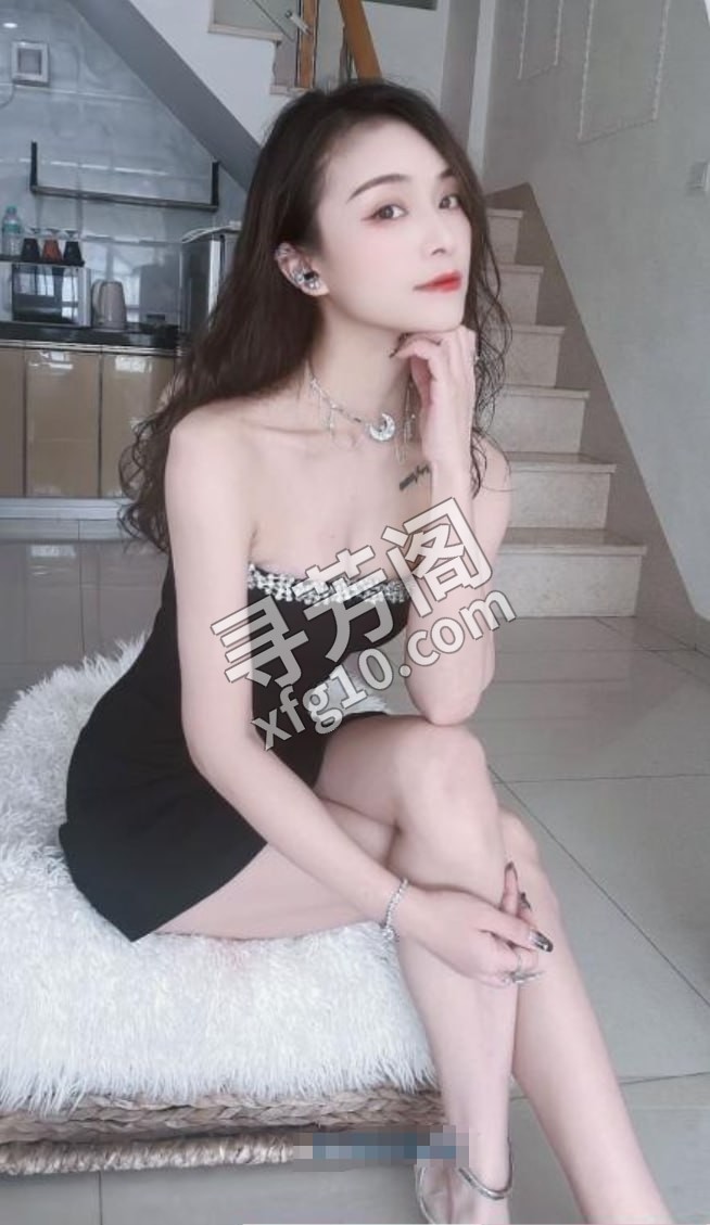 高挑美女媛媛 地方 年龄 25岁-30岁 颜值： 7分 500 项目 鸳鸯浴，水中萧，kiss，按摩，胸推 4