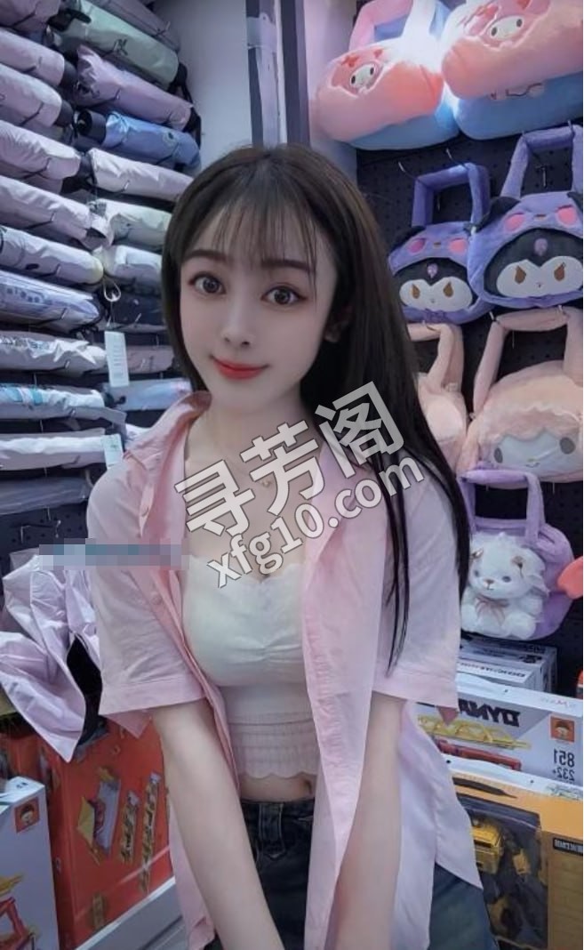 广州轻熟女丽丽姐 地方 年龄 25岁-30岁 颜值： 6分 400 项目 鸳鸯浴，滑指，环游，按摩，漫游，毒龙 2