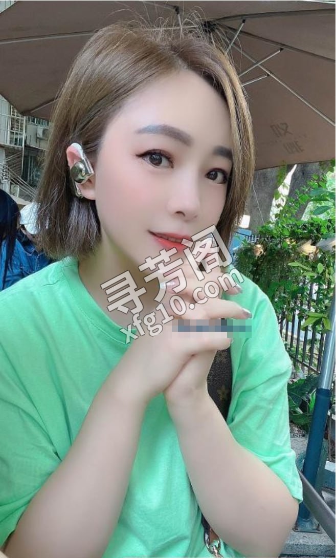 广州轻熟眼镜姐姐 地方 年龄 25岁-30岁 颜值： 6分 400 项目 鸳鸯浴，口，环游，刮痧，舌吻，毒龙 2