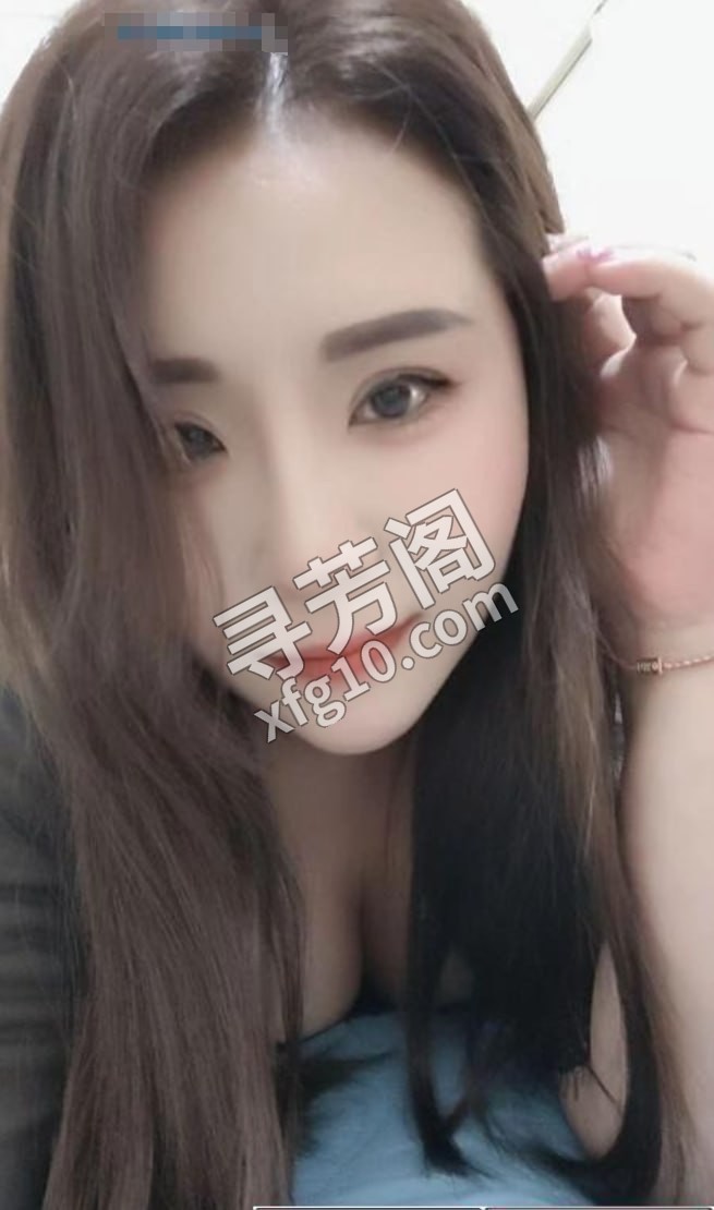 白云大胸性价比思思 地方 年龄 30岁-40岁 颜值： 6分 400 项目 洗吹做 胸推 深喉 丝袜 69 2
