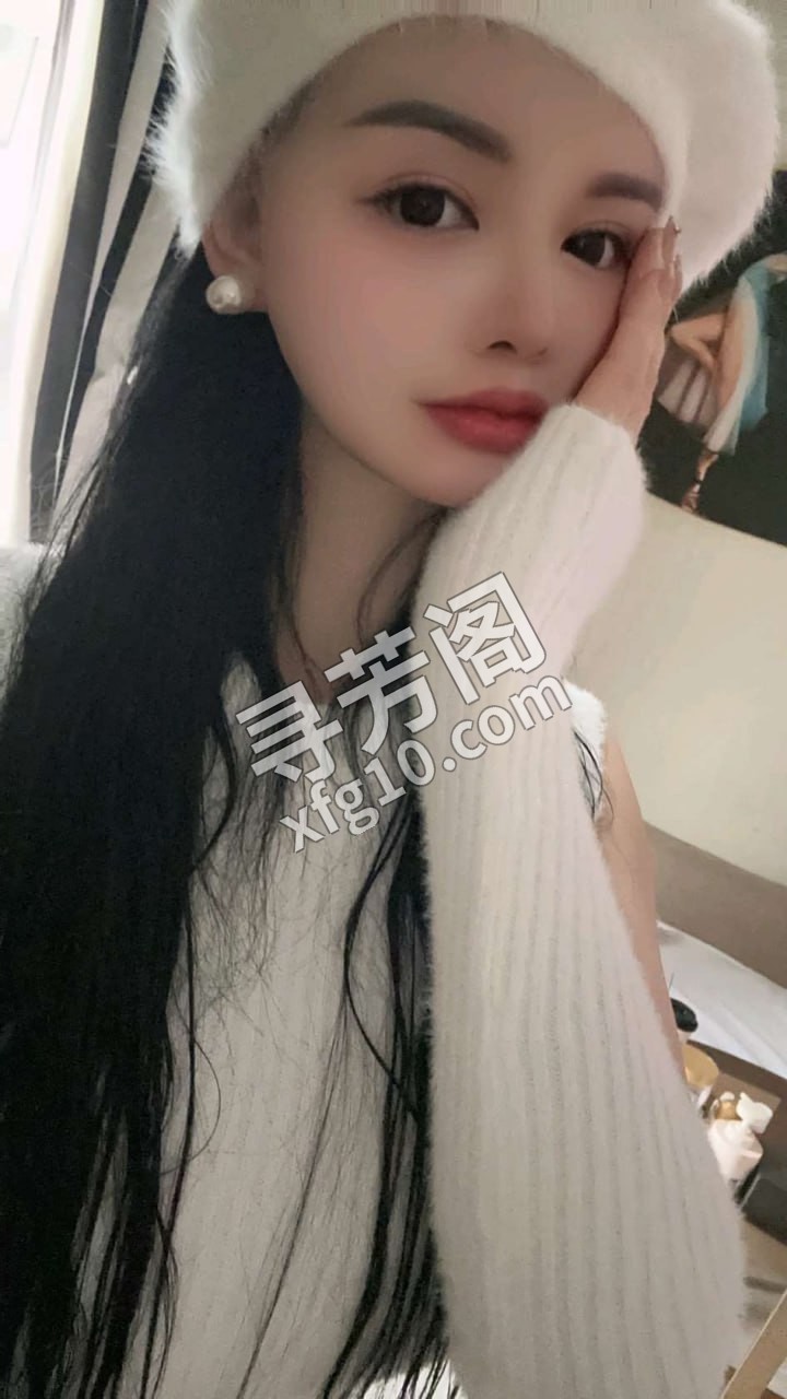 汉口玉儿 地方 年龄 25岁-30岁 颜值： 7分 600 项目 鸳鸯浴，按摩，六九，口，全套 3