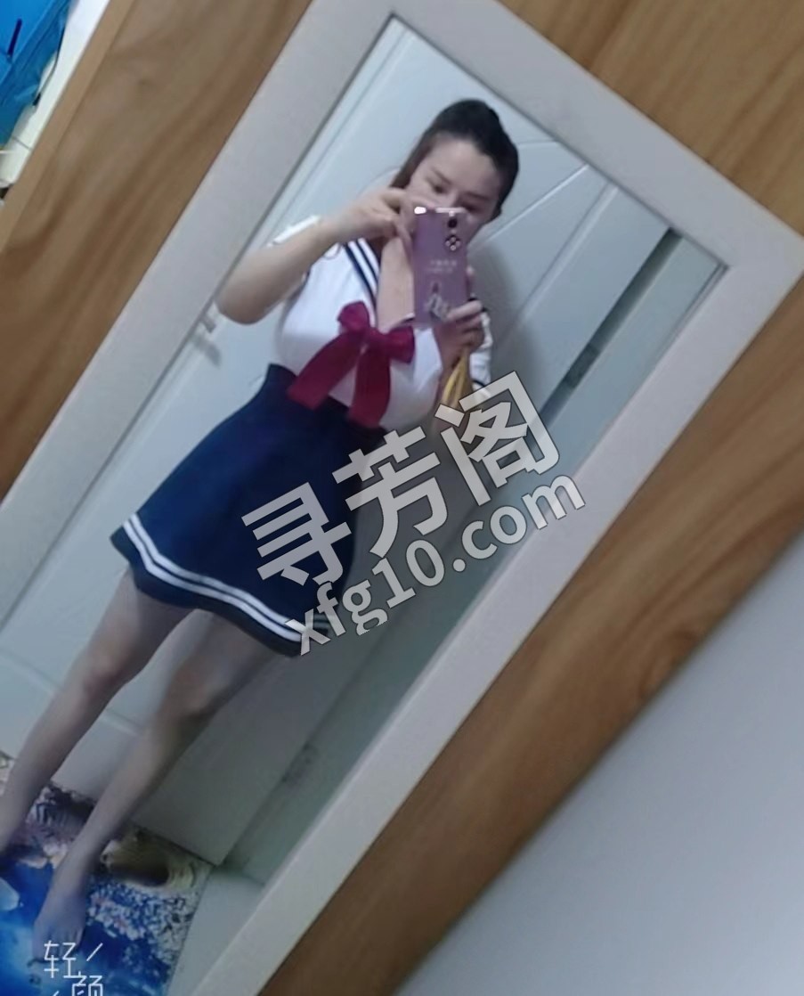 光谷小姐姐 地方 年龄 25岁-30岁 颜值： 6分 400 项目 课表上的都有 5