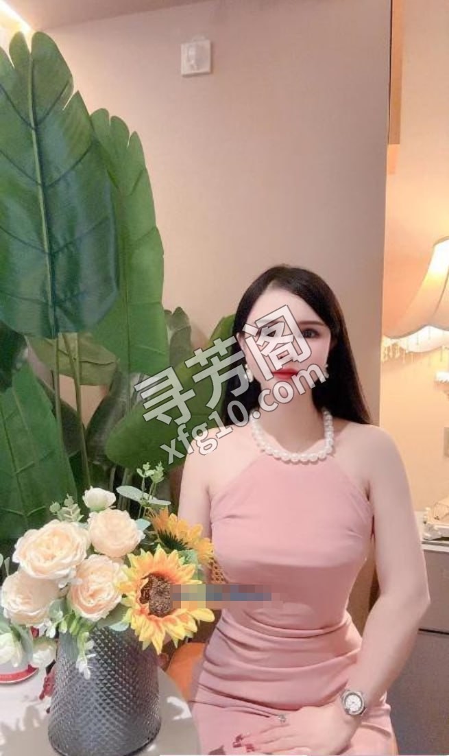 南开混血美女 地方 南开区 年龄 25岁-30岁 颜值： 6分 600 项目 陪洗，按摩，胸推，毒龙，69，接吻 3