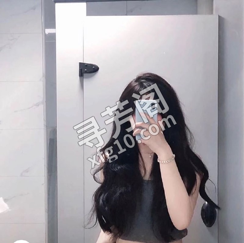 东莞大朗女友型大胸妹 地方 年龄 25岁-30岁 颜值： 7分 550 项目 鸳鸯浴 抚摸调情 五套吹箫 5