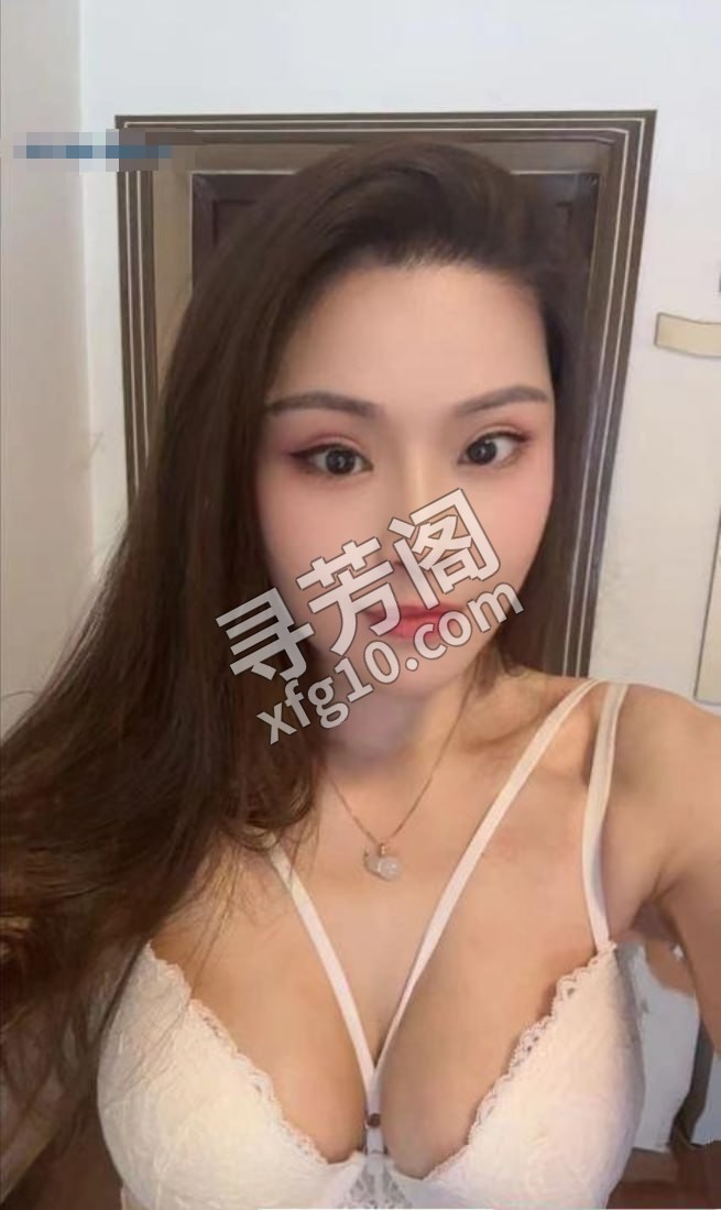 韵味好身材 地方 年龄 25岁-30岁 颜值： 6分 400 项目 奶推，69，制服，口交深喉，做 3