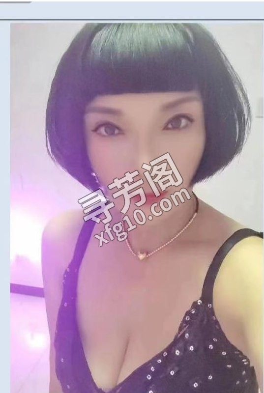 风骚少妇 地方 津南区 年龄 30岁-40岁 颜值： 6分 300 项目 口大高跟丝袜，深喉， 60，指划 2
