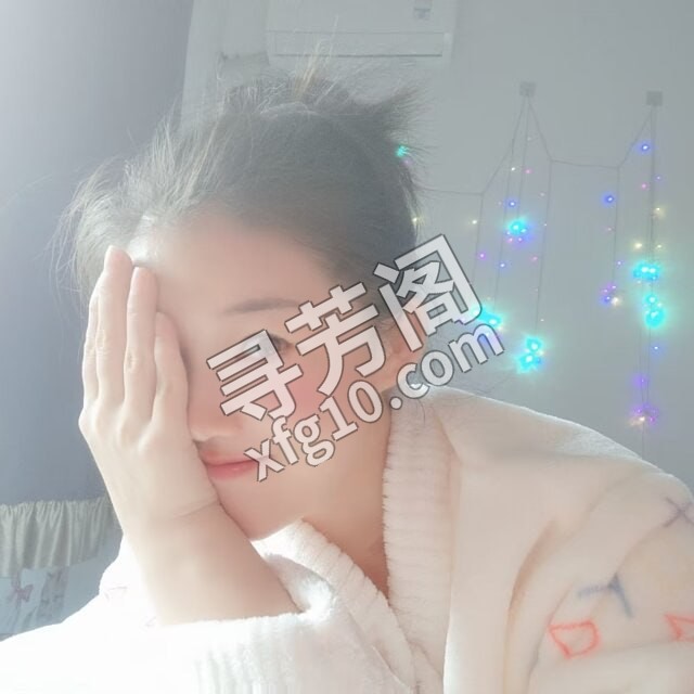 拱北美艳少妇 地方 年龄 25岁-30岁 颜值： 6分 500 项目 陪浴，调情，指滑，鼻息，舌耳，漫游，胸推 4
