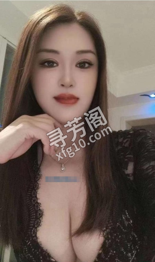 秦淮大奶少妇 地方 年龄 30岁-40岁 颜值： 6分 500 项目 陪浴 制服 丝袜 高跟 按摩 胸推 胸交 3