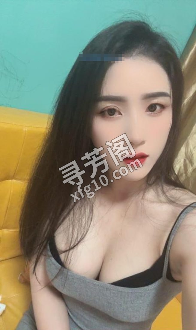 大胸苗条少妇 地方 年龄 25岁-30岁 颜值： 6分 800 项目 鸳鸯浴 舌吻 无套吹箫 口爆 漫游 3