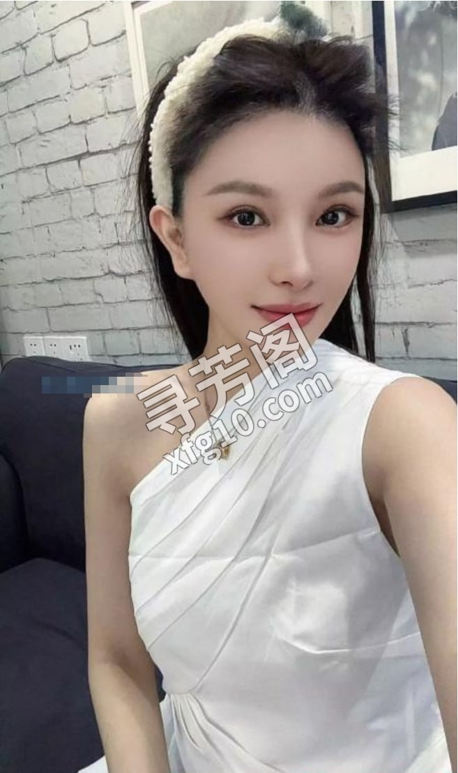 秦淮兼职大奶妹子 地方 年龄 25岁-30岁 颜值： 7分 600 项目 口爆，六九，冰火，按摩，波推，鸳鸯浴 3