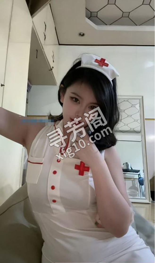浦口风骚护士服果果 地方 年龄 25岁-30岁 颜值： 6分 800 项目 陪浴 波推，水中箫，丝袜制服诱惑 3
