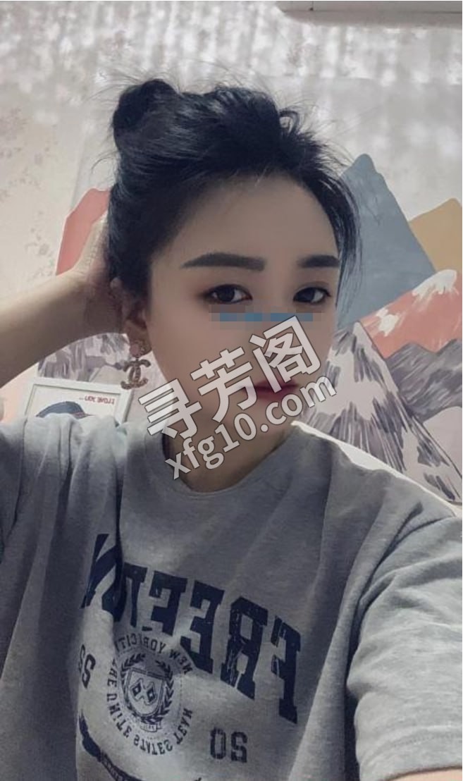 建邺温柔小姐姐 地方 年龄 25岁-30岁 颜值： 6分 400 项目 洗 吹 69 kb sw 指划 制服 2