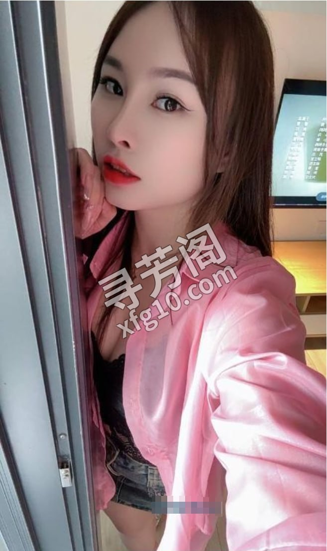丰满肉欲的欢欢少妇 地方 年龄 25岁-30岁 颜值： 6分 700 项目 鸳弯浴，无套口，深喉，舌滑，胸推 4