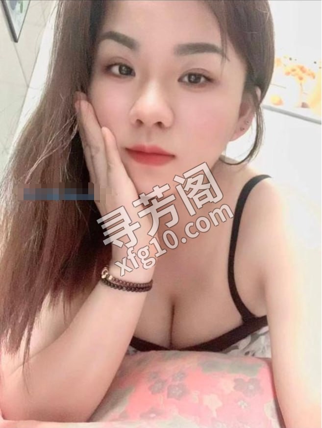 莞式项目型美女 地方 年龄 25岁-30岁 颜值： 6分 500 项目 按摩，波推，毒龙，口交，臀腿，丝袜制服 3