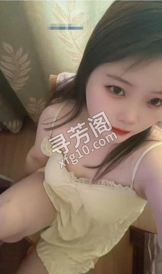 南京江宁嫩妹小雪 地方 年龄 25岁-30岁 颜值： 6分 400 项目 共浴，舌吻，69，按摩，全套都有 3