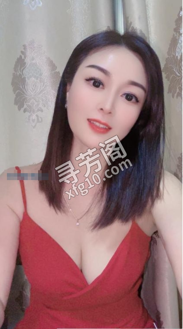 二刷小琼导师 位置 几岁 25岁-30岁 颜值＝ 6分 费用明细 500 项目 全套项目 地球号 A 4