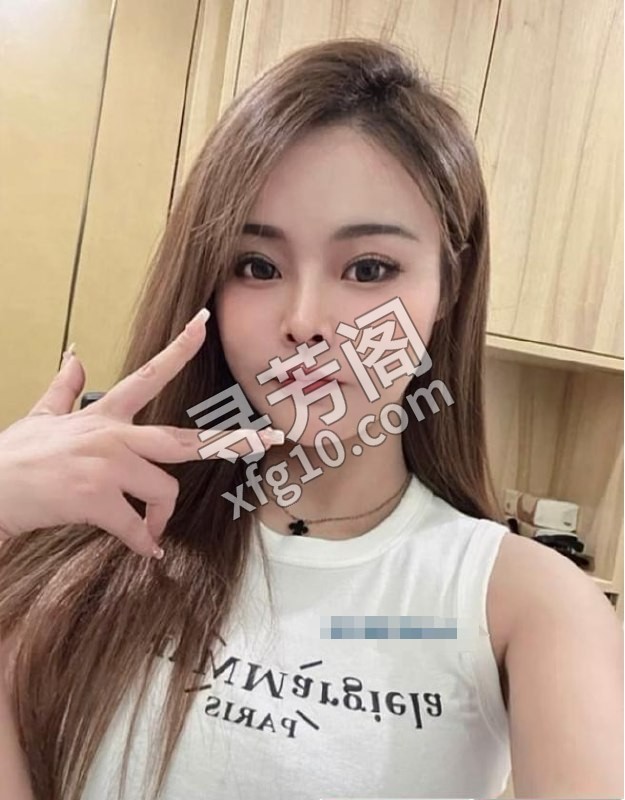 性感制服小璐 地方 徐汇区 年龄 25岁-30岁 颜值： 7分 700 项目 鸳鸯浴，漫游，胸推，口活，69 3