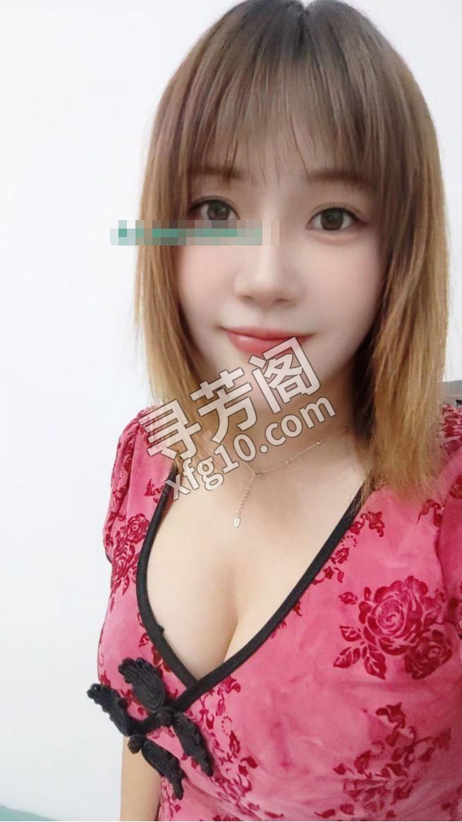 风骚渝妹儿 地方 浦东新区 年龄 25岁-30岁 颜值： 8分 400 项目 鸳鸯浴，胸推，69式，口活，爱爱 2