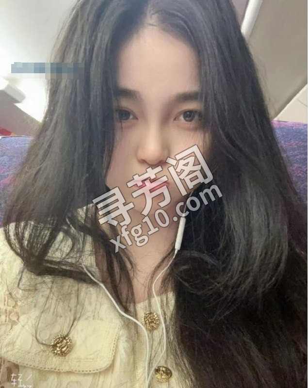 情趣项目骚气悠悠 地方 徐汇区 年龄 25岁-30岁 颜值： 7分 1200 项目 全套项目 2
