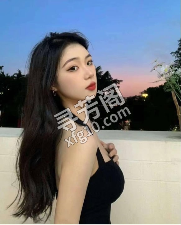 极品温柔蜜桃 地方 东城区 年龄 24 颜值： 8 700 项目 鸳鸯戏水，毒龙，无套吹，69互动，丝袜，后入 2