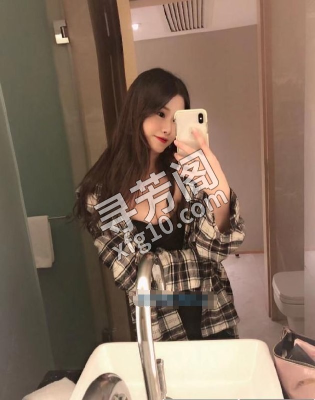 南山橙子 地方 市辖区 年龄 25岁-30岁 颜值： 6分 500 项目 鸳鸯浴，papa，制服，丝袜，漫游 2
